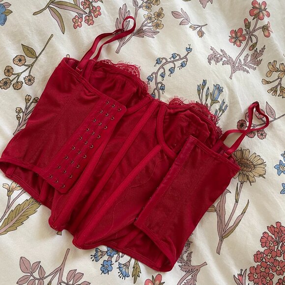 urban outfitters red corset top! - Picture 2 of 2